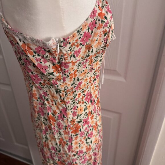 Floral Lace Trim Summer Dress (Size M) - Picture 11 of 14
